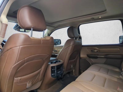 2019 RAM 1500 Longhorn 4x2 Crew Cab 5'7" Box