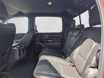 2020 RAM 1500 Laramie 4x4 Crew Cab 5'7" Box