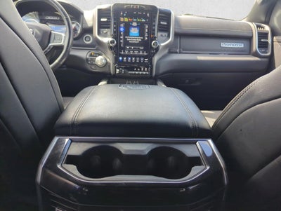 2020 RAM 1500 Laramie 4x4 Crew Cab 5'7" Box