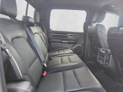 2020 RAM 1500 Laramie 4x4 Crew Cab 5'7" Box