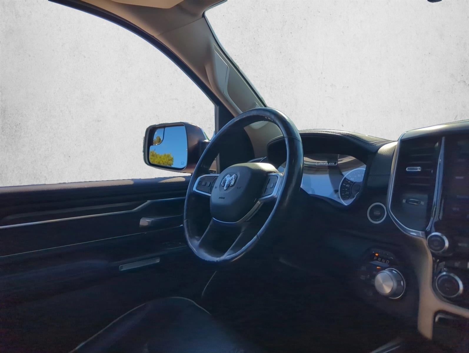 2019 RAM 1500 Laramie 4x4 Crew Cab 5'7" Box