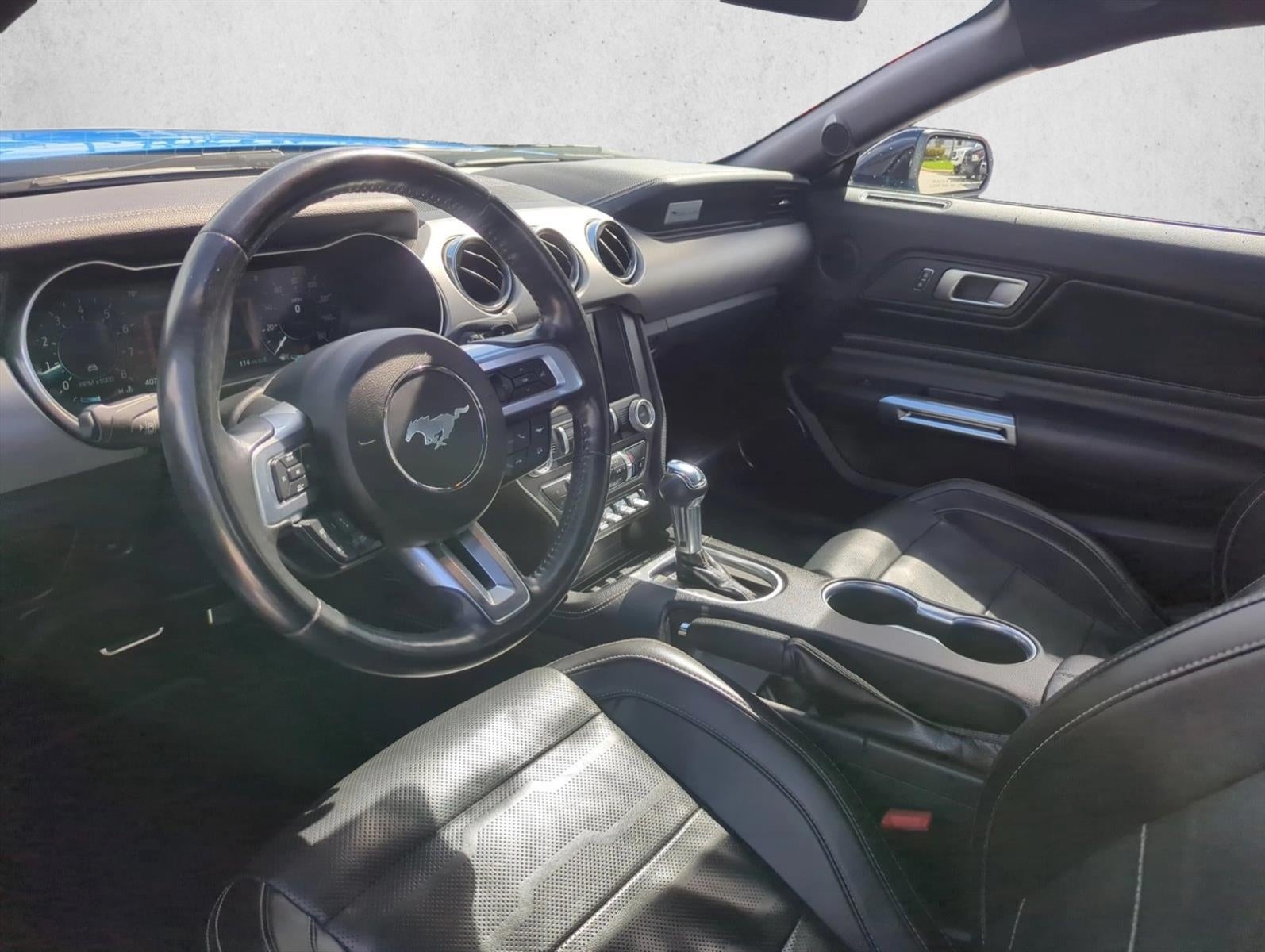 2022 Ford Mustang EcoBoost Premium Fastback