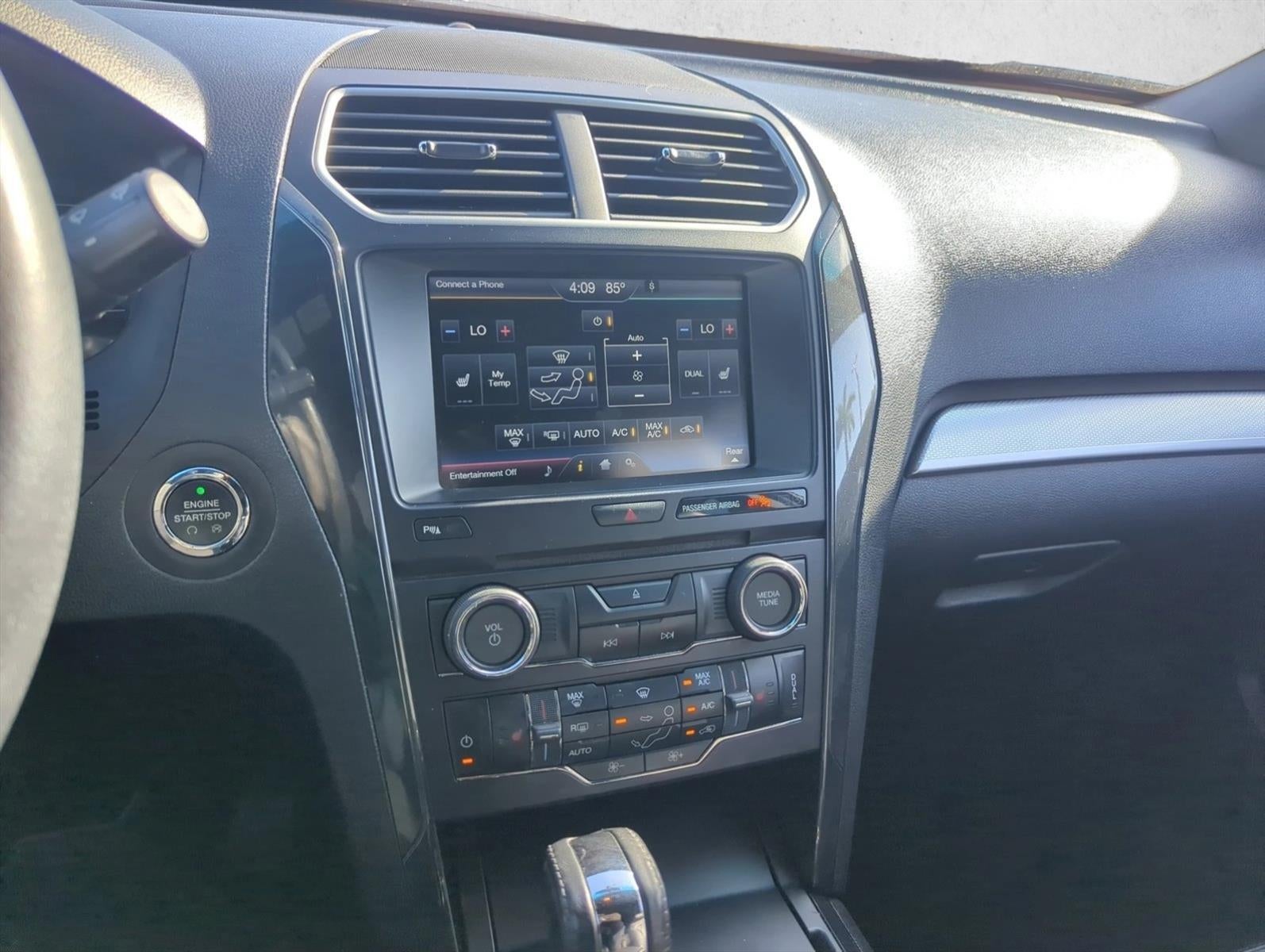 2016 Ford Explorer FWD 4dr XLT