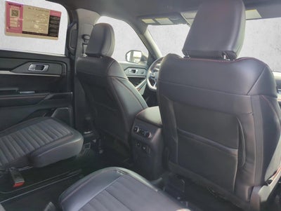 2025 Ford Explorer ST-Line RWD