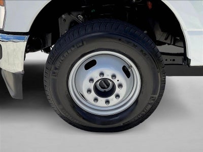 2026 Ford Super Duty F-350 DRW XLT 4WD Crew Cab 8' Box