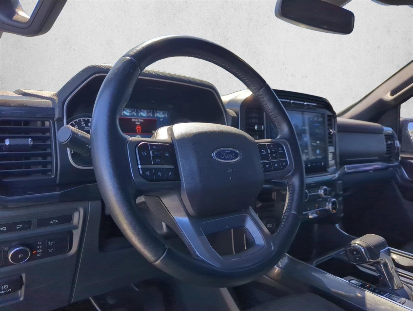 2022 Ford F-150 XLT 2WD SuperCrew 5.5' Box