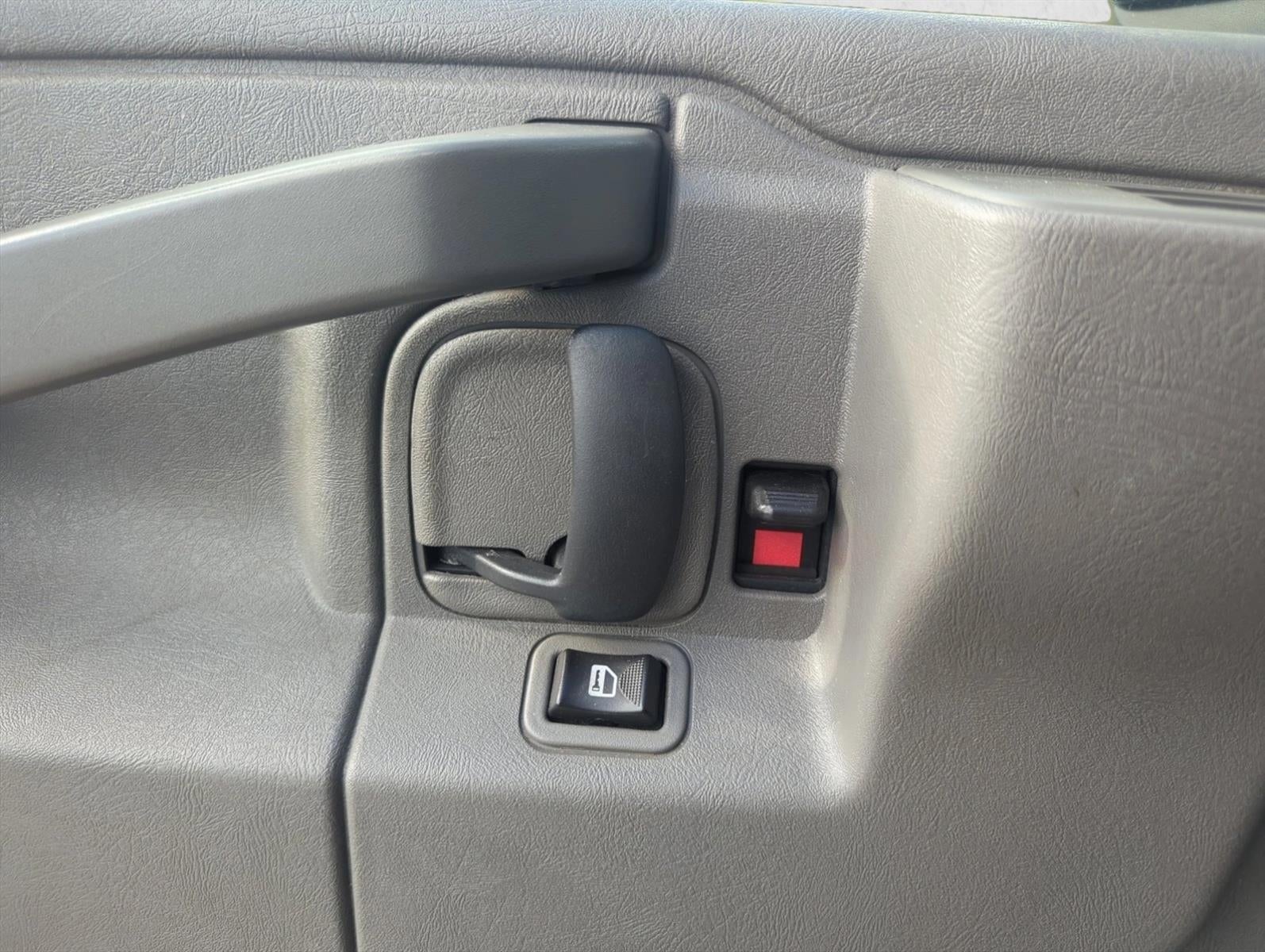 2019 Chevrolet Express Passenger 3500 Extended Wheelbase Rear-Wheel Drive 1LT