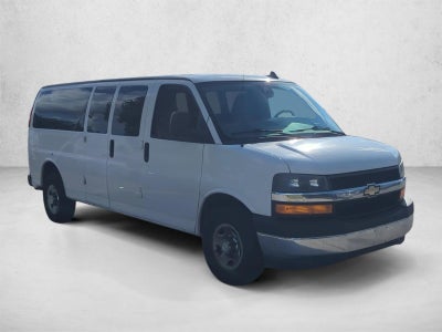 2019 Chevrolet Express Passenger 3500 Extended Wheelbase Rear-Wheel Drive 1LT