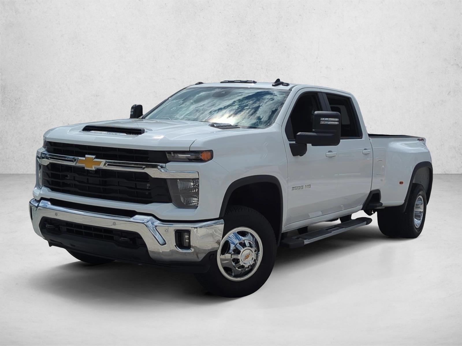 2025 Chevrolet Silverado 3500 HD Crew Cab Long Box 4-Wheel Drive LT