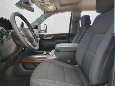 2025 Chevrolet Silverado 3500 HD Crew Cab Long Box 4-Wheel Drive LT