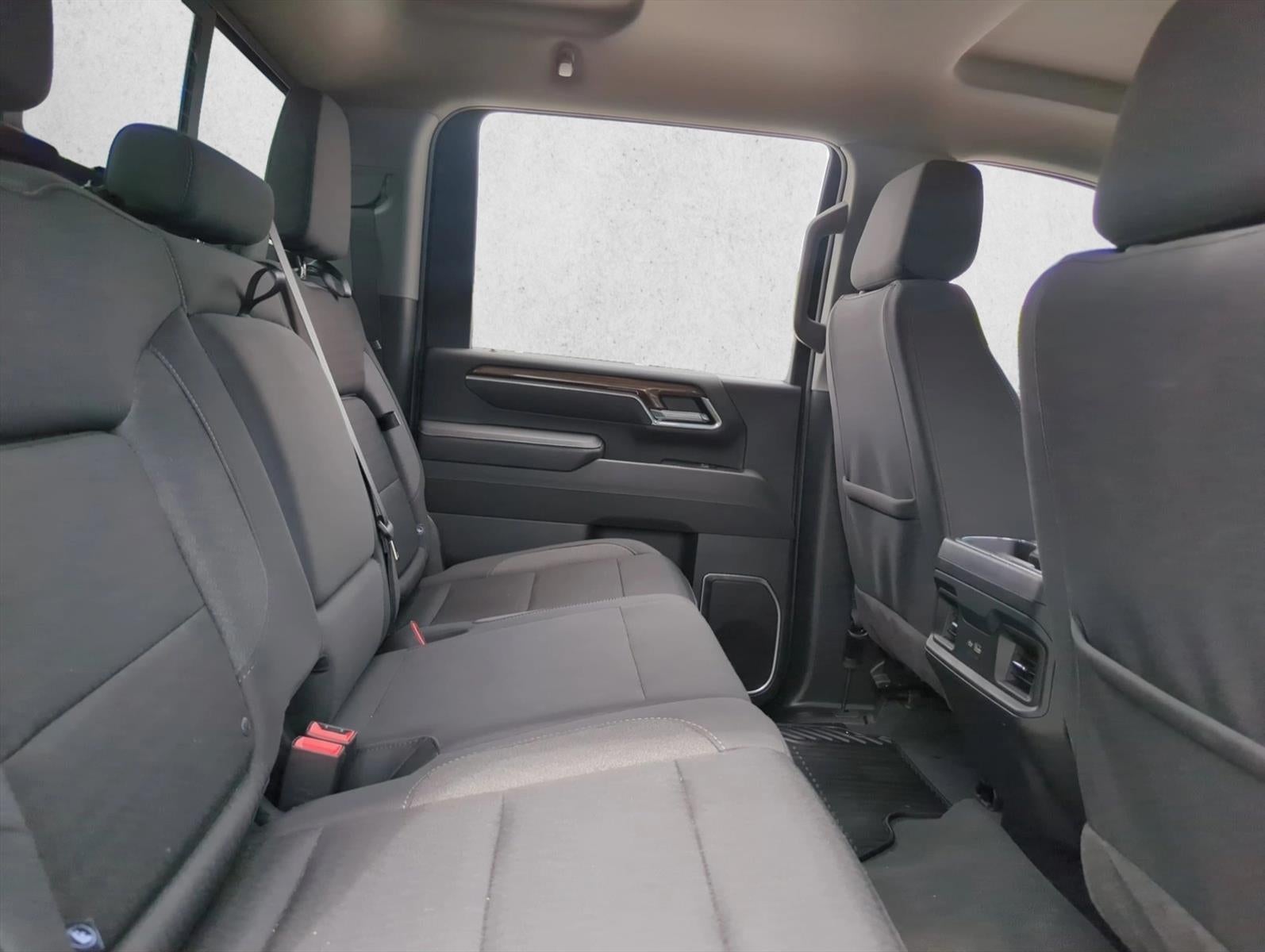 2025 Chevrolet Silverado 3500 HD Crew Cab Long Box 4-Wheel Drive LT