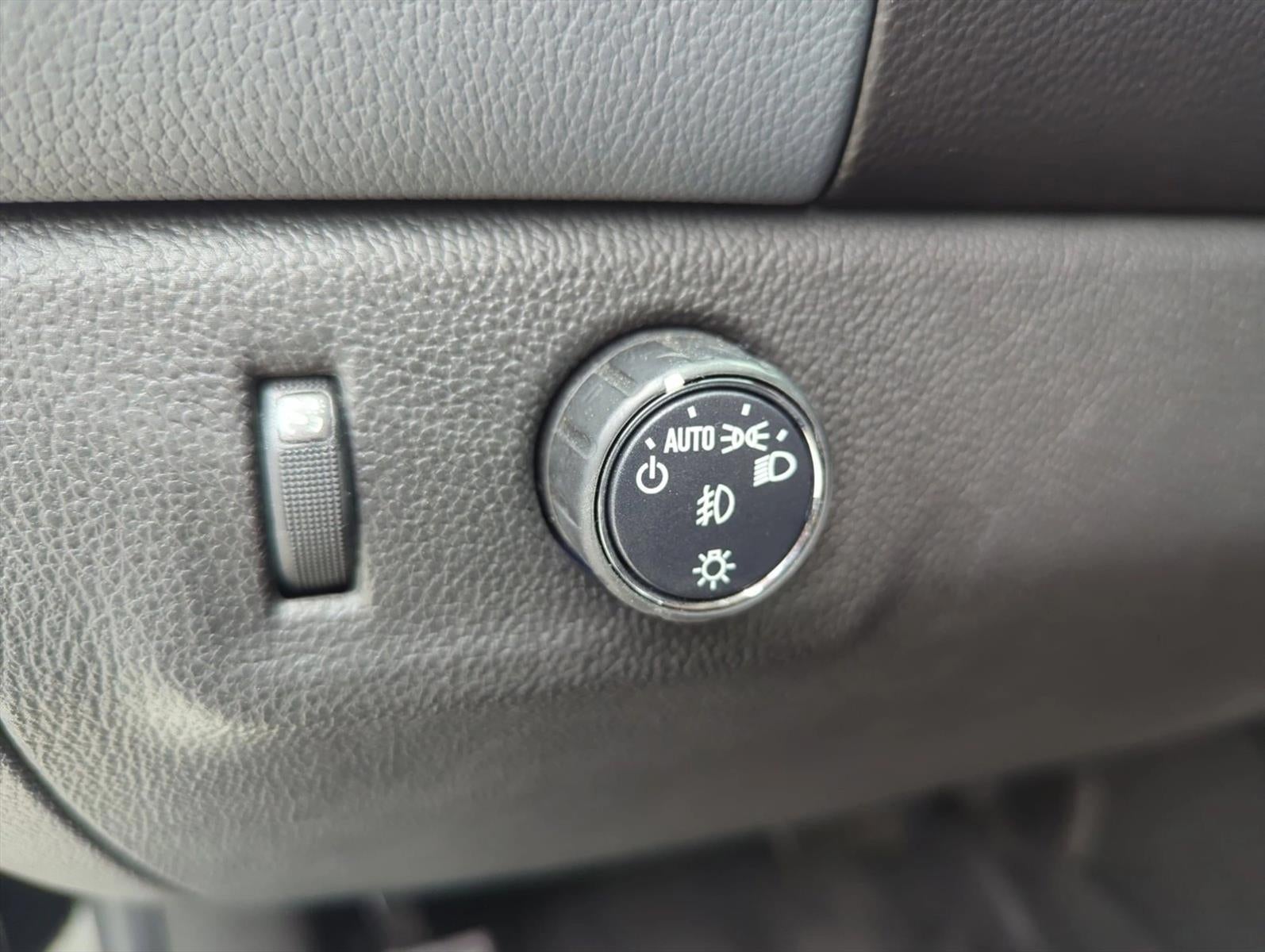 2022 Chevrolet Colorado Crew Cab Short Box 2-Wheel Drive Z71