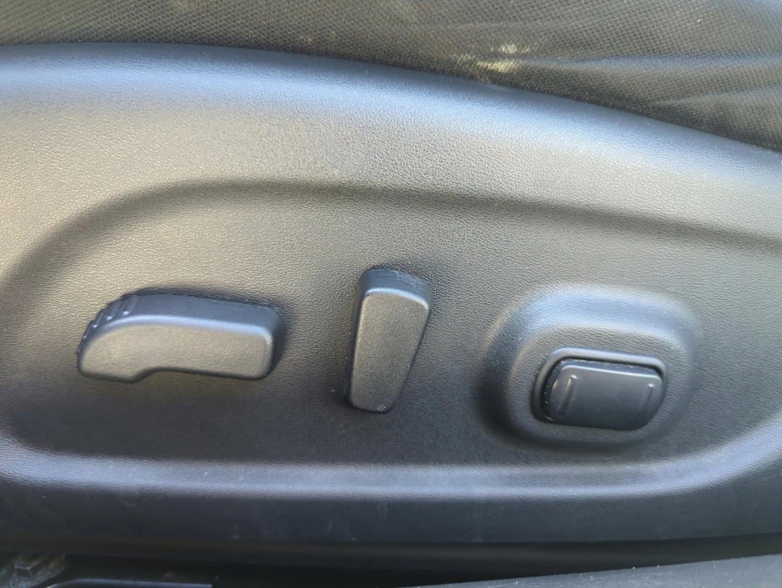 2016 Nissan Altima 4dr Sdn I4 2.5 SR