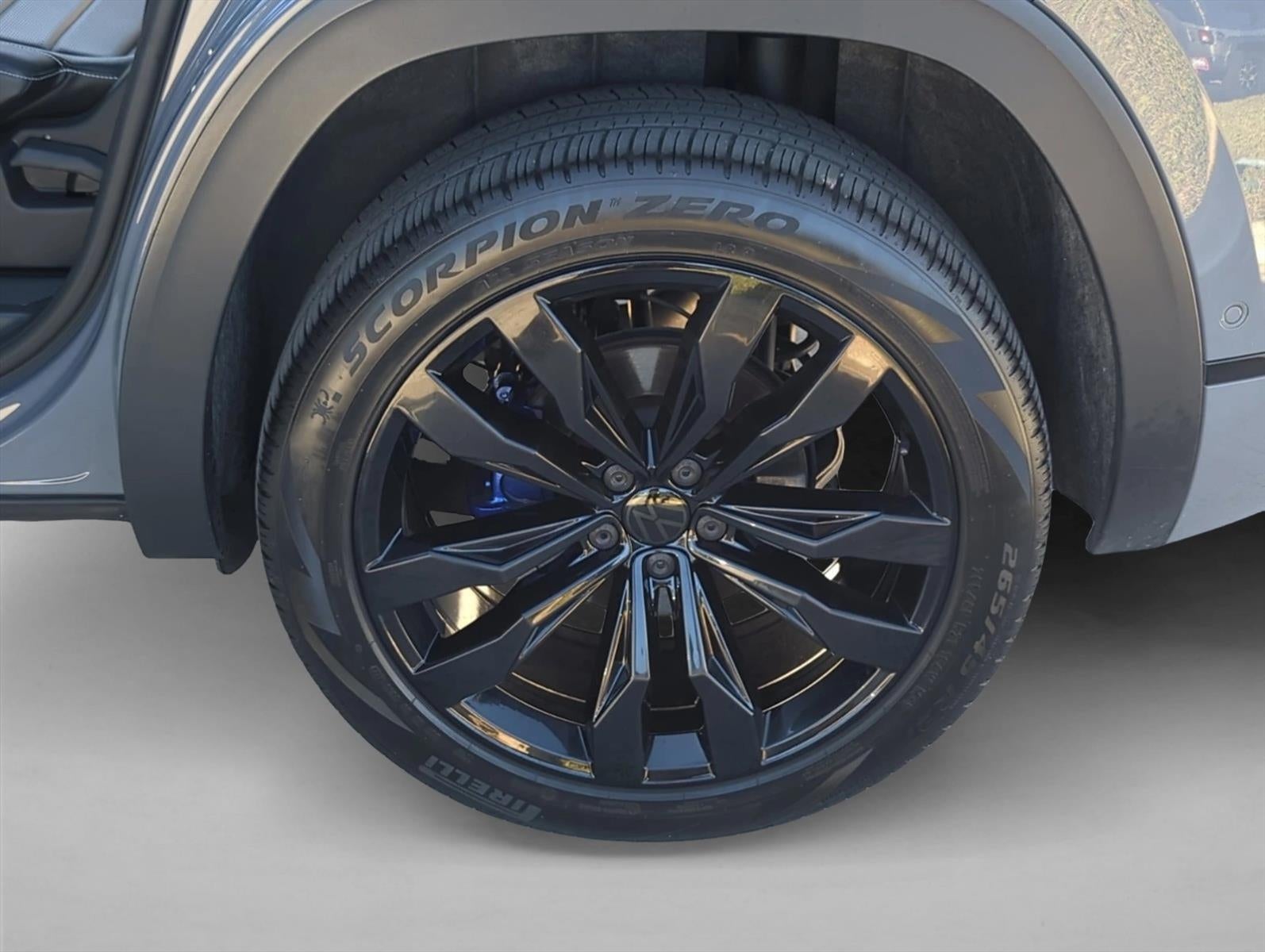 2023 Volkswagen Atlas Cross Sport 3.6L V6 SEL Premium R-Line 4MOTION