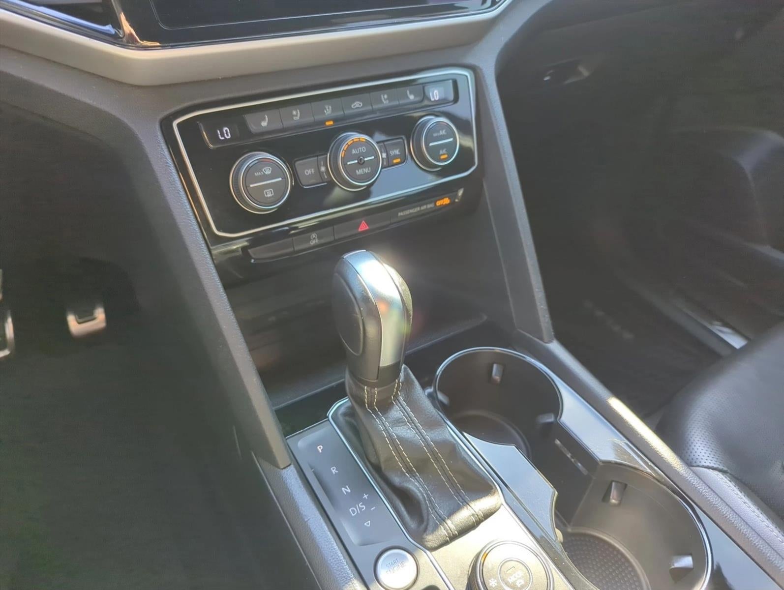 2023 Volkswagen Atlas Cross Sport 3.6L V6 SEL Premium R-Line 4MOTION