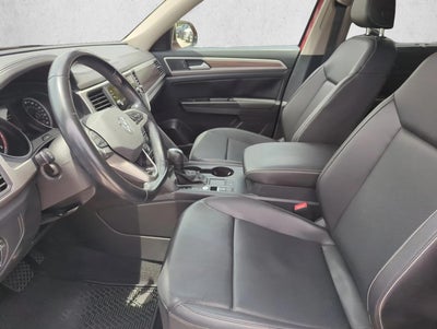 2021 Volkswagen Atlas 3.6L V6 SE w/Technology FWD *Ltd Avail*
