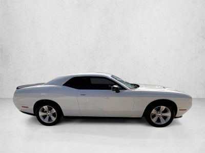 2023 Dodge Challenger SXT RWD