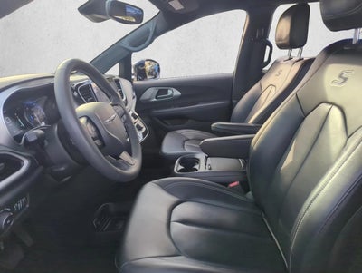 2024 Chrysler Pacifica Touring L FWD