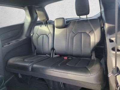 2024 Chrysler Pacifica Touring L FWD