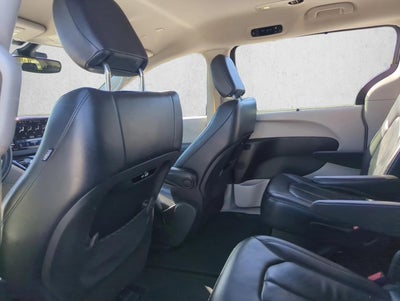 2022 Chrysler Pacifica Touring L FWD