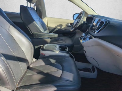 2022 Chrysler Pacifica Touring L FWD