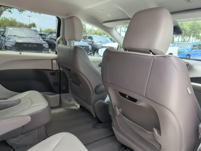 2018 Chrysler Pacifica Touring L FWD