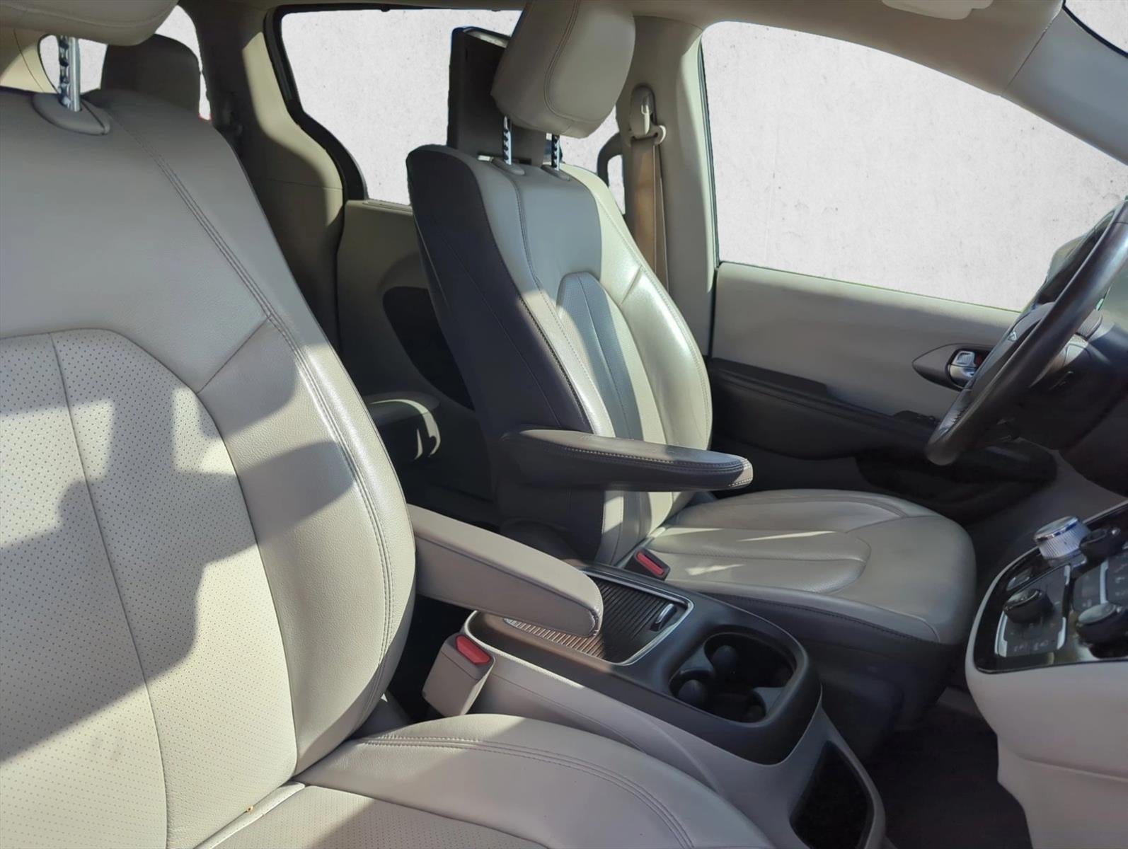 2019 Chrysler Pacifica Touring L Plus FWD