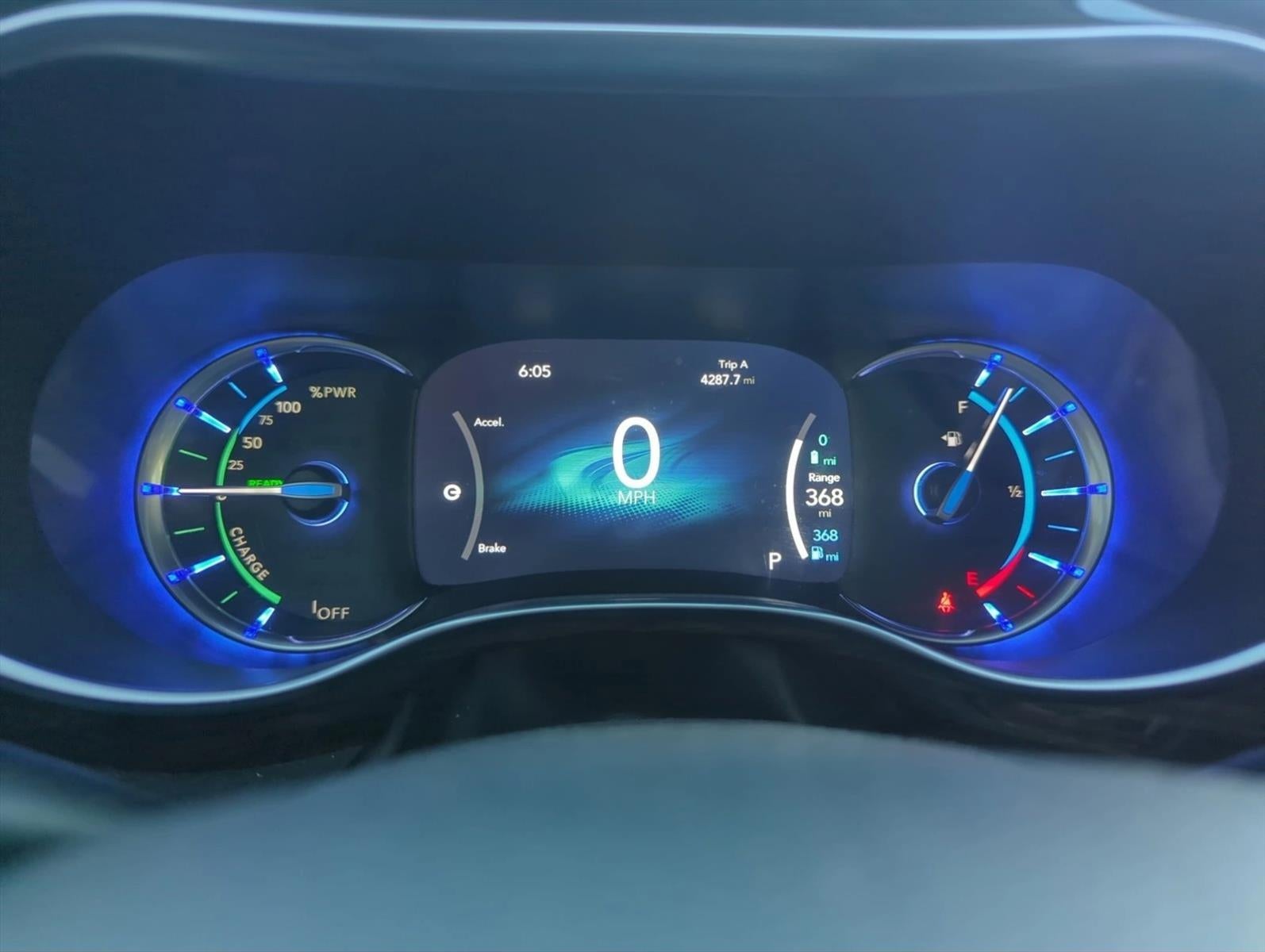 2023 Chrysler Pacifica Hybrid Limited FWD