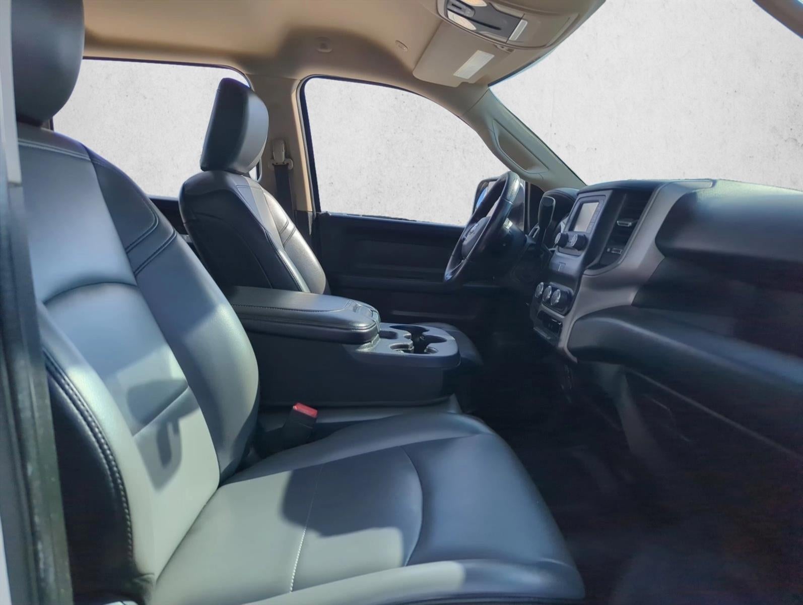 2019 RAM 3500 Tradesman 4x2 Crew Cab 8' Box