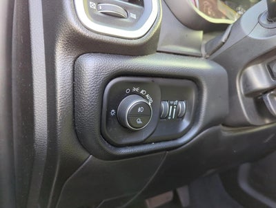 2020 RAM 3500 Big Horn 4x4 Crew Cab 8' Box