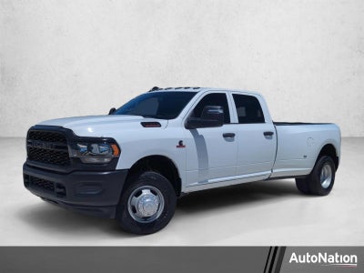 2023 RAM 3500 Tradesman 4x4 Crew Cab 8' Box