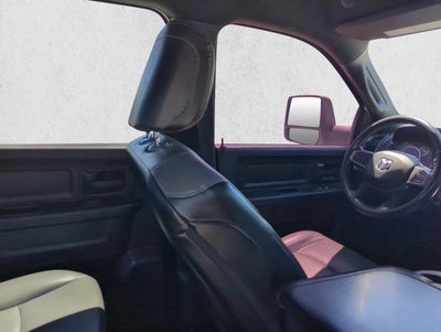 2023 RAM 3500 Tradesman 4x4 Crew Cab 8' Box