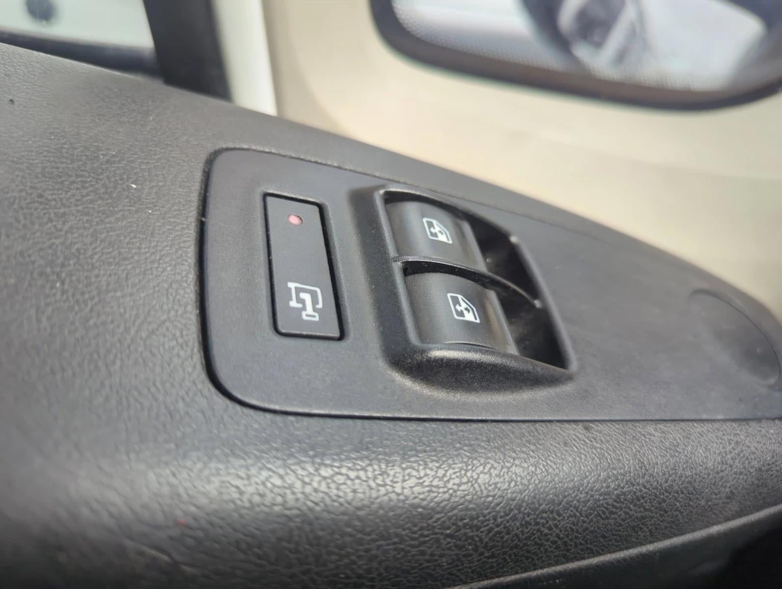 2019 RAM ProMaster Cargo Van 1500 Low Roof 136" WB