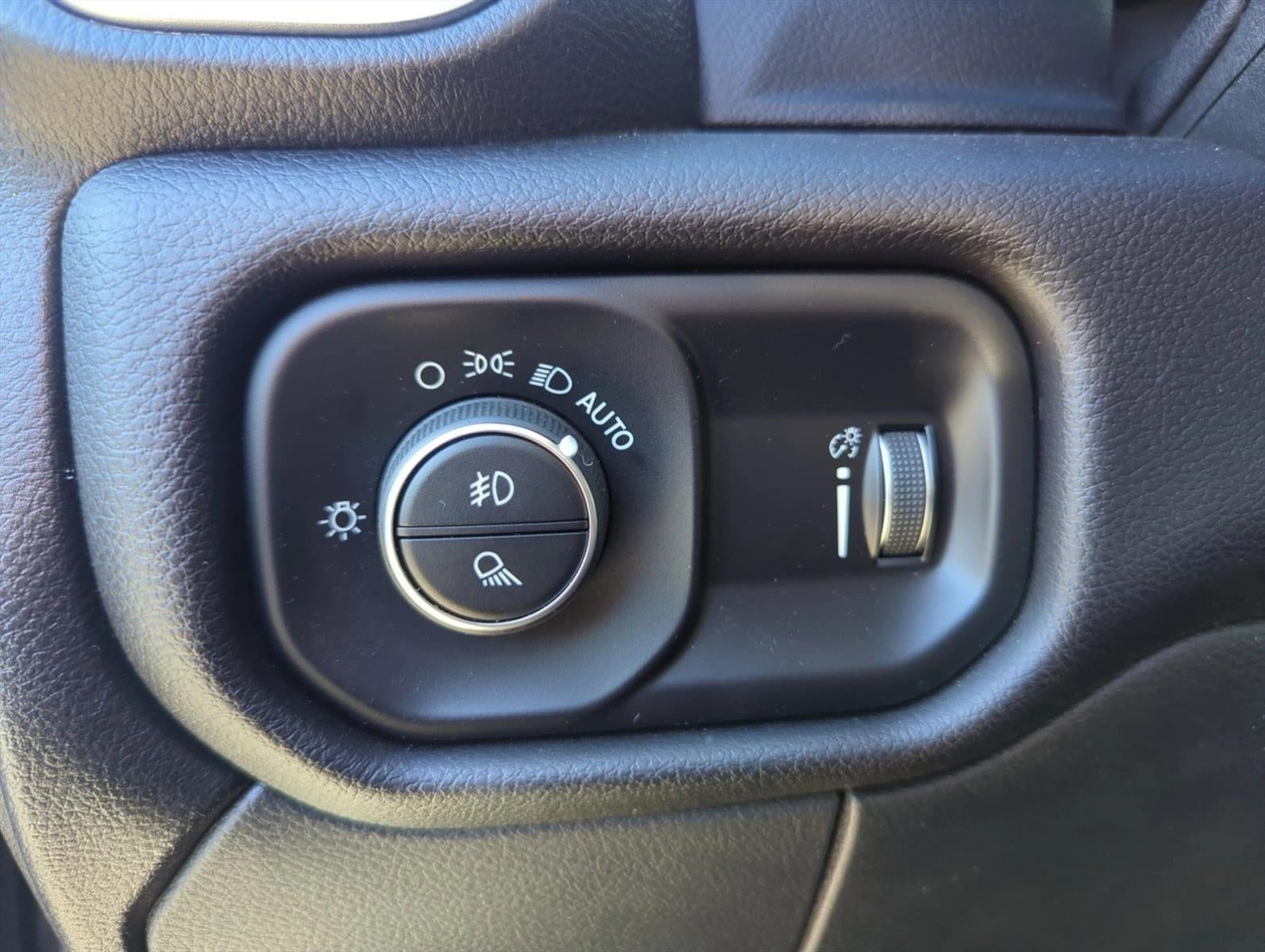 2024 RAM 2500 Big Horn 4x4 Crew Cab 6'4" Box