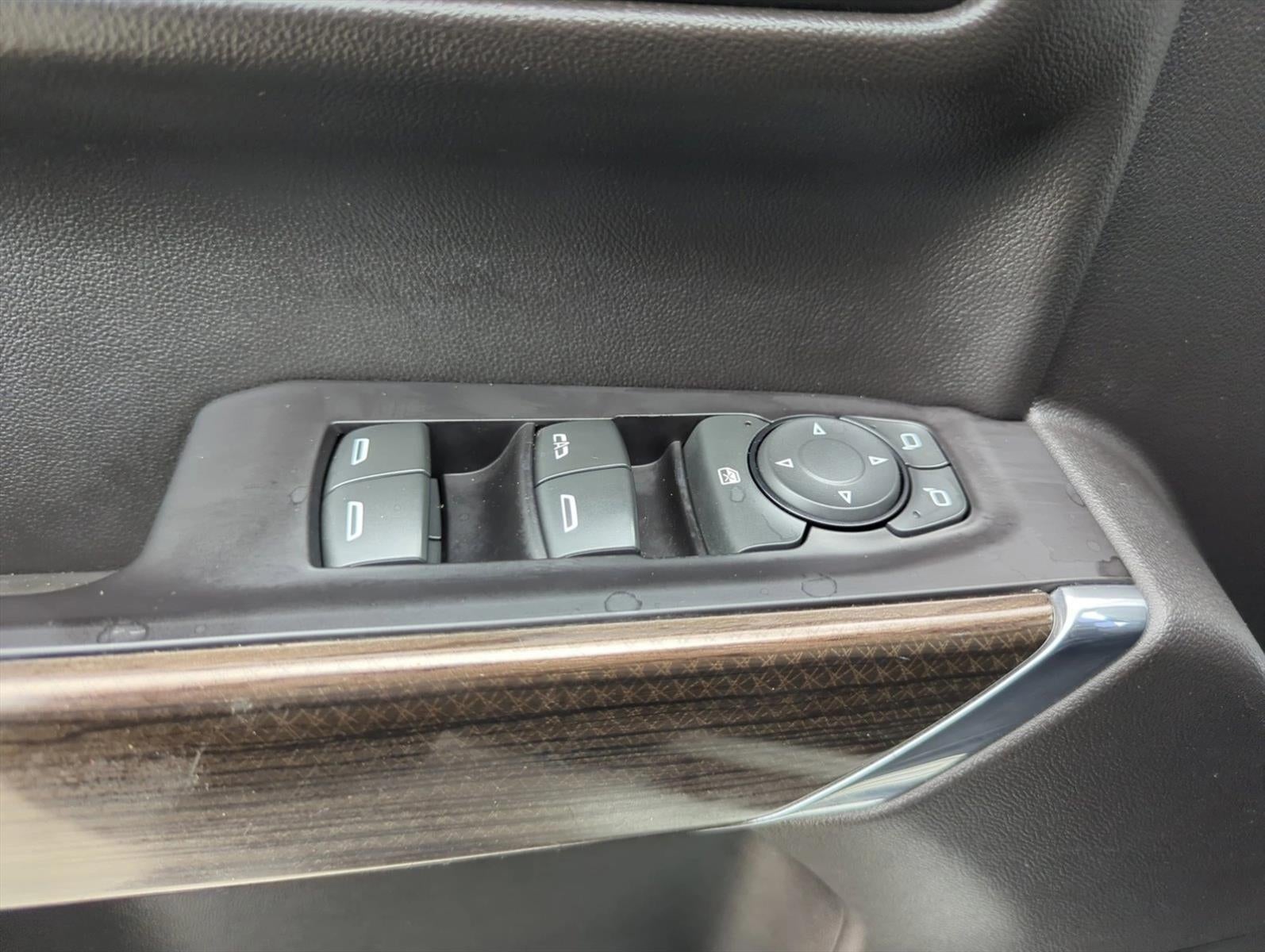 2019 Chevrolet Silverado 1500 Crew Cab Short Box 2-Wheel Drive LT