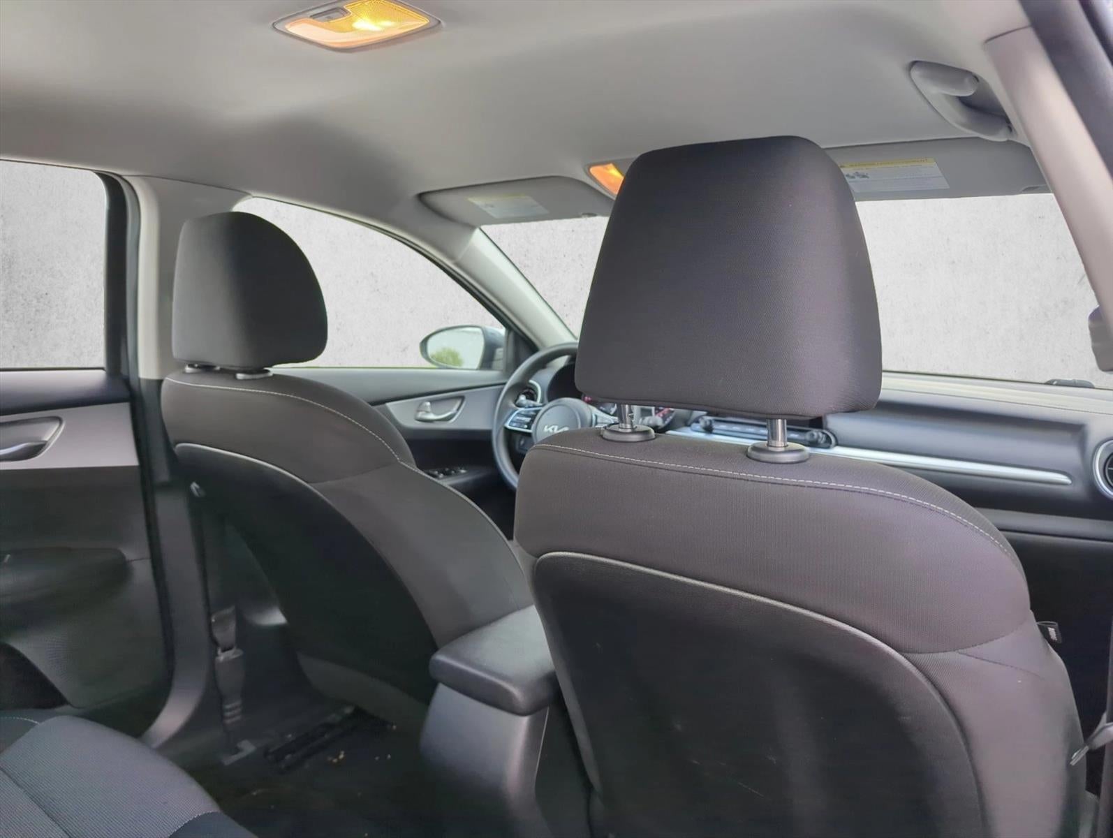 2022 Kia Forte LXS IVT