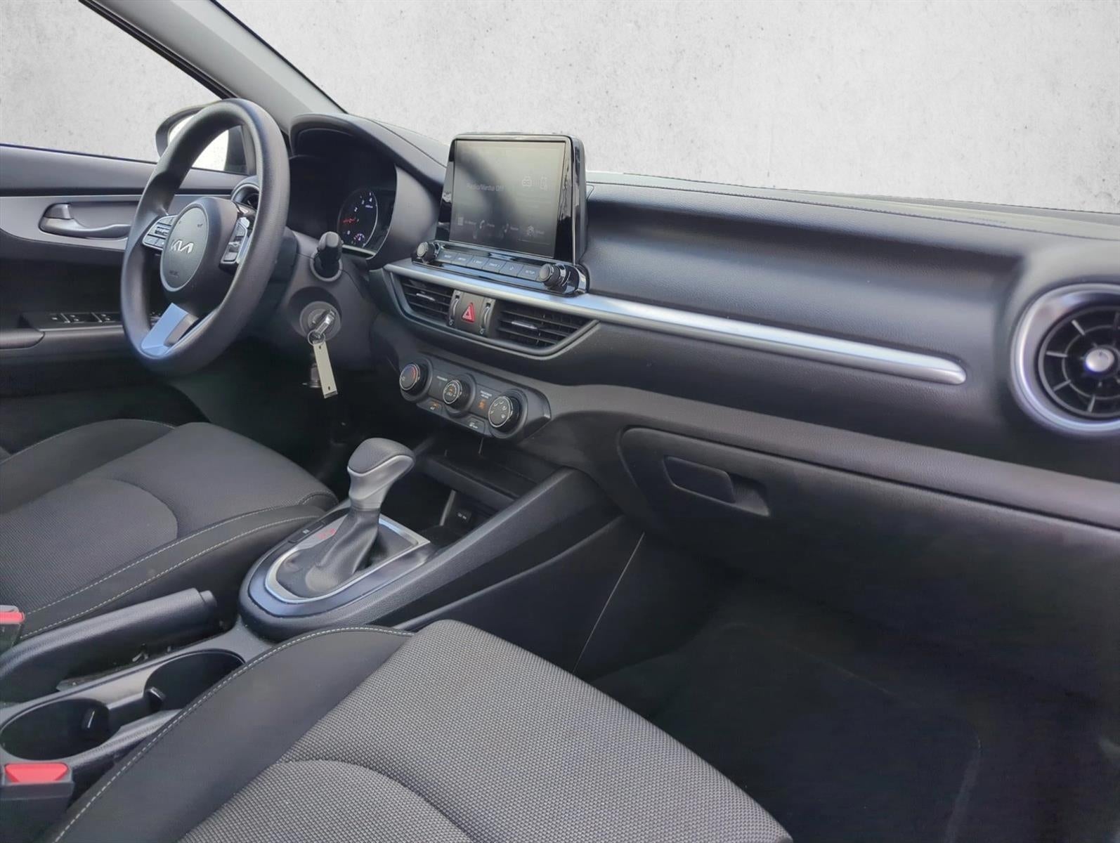 2022 Kia Forte LXS IVT