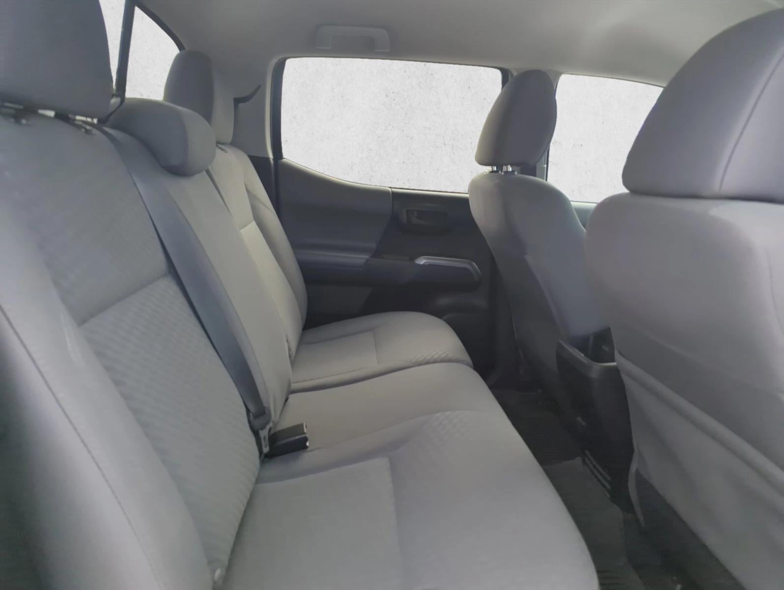 2022 Toyota Tacoma 4WD 4WD SR5 Double Cab 5' Bed V6 AT (GS)