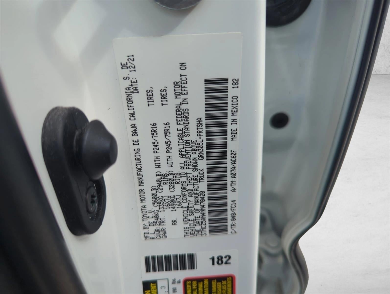 2022 Toyota Tacoma 4WD 4WD SR5 Double Cab 5' Bed V6 AT (GS)