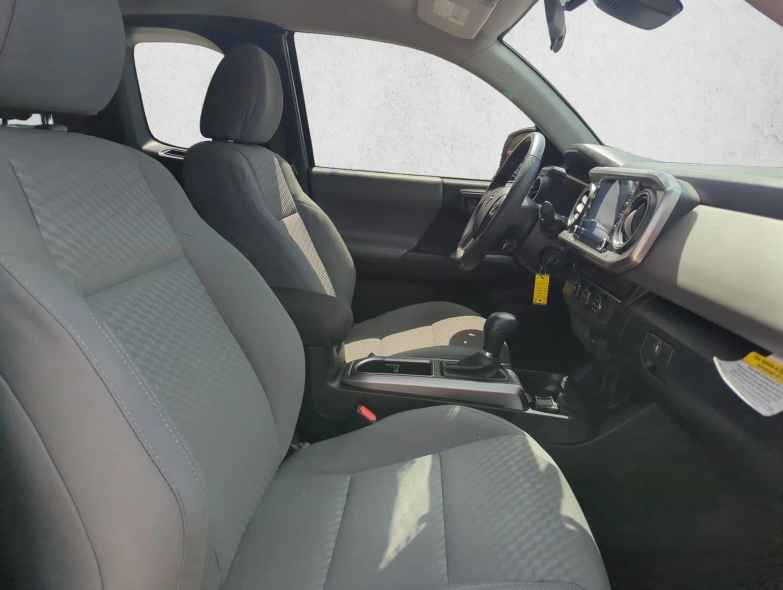 2022 Toyota Tacoma 2WD 2WD SR5 Access Cab 6' Bed I4 AT (Natl)