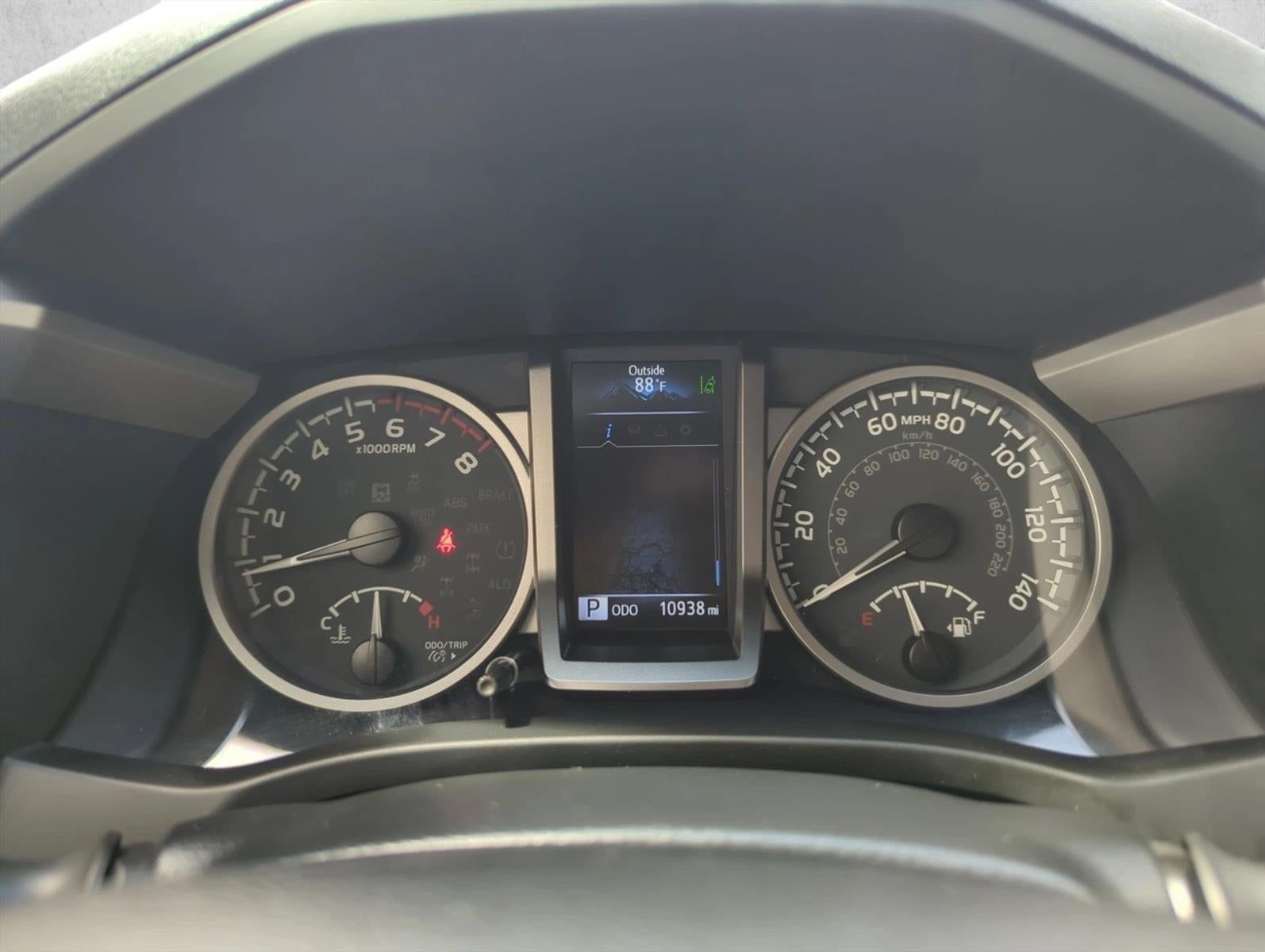 2022 Toyota Tacoma 2WD 2WD SR5 Access Cab 6' Bed I4 AT (Natl)