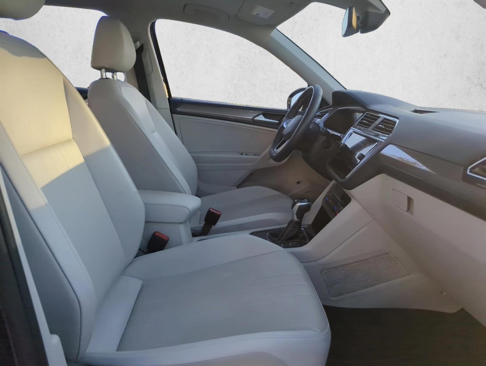2023 Volkswagen Tiguan 2.0T SE FWD