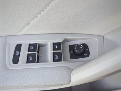 2023 Volkswagen Tiguan 2.0T SE FWD