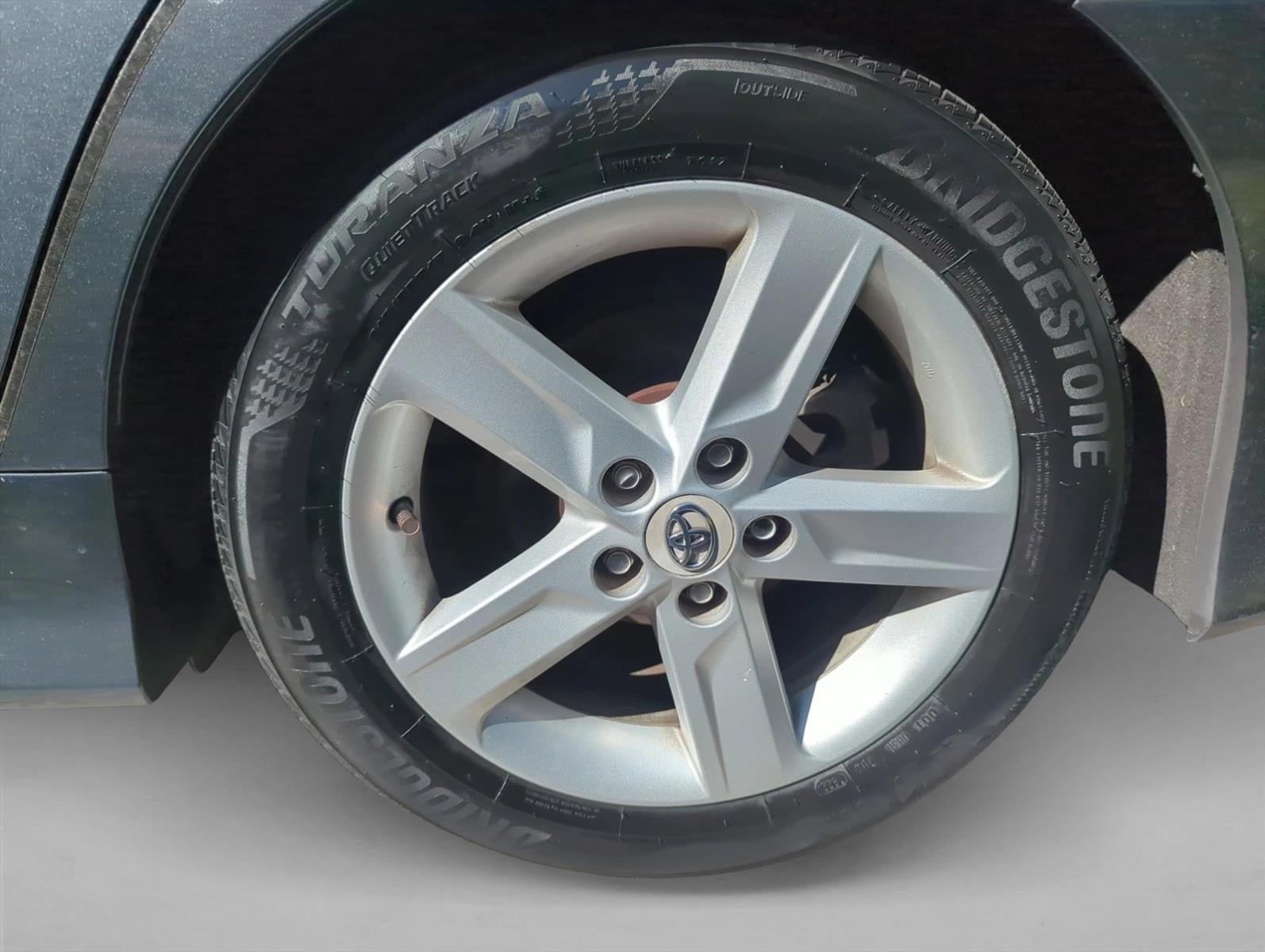 2012 Toyota Camry 4dr Sdn I4 Auto SE (Natl)