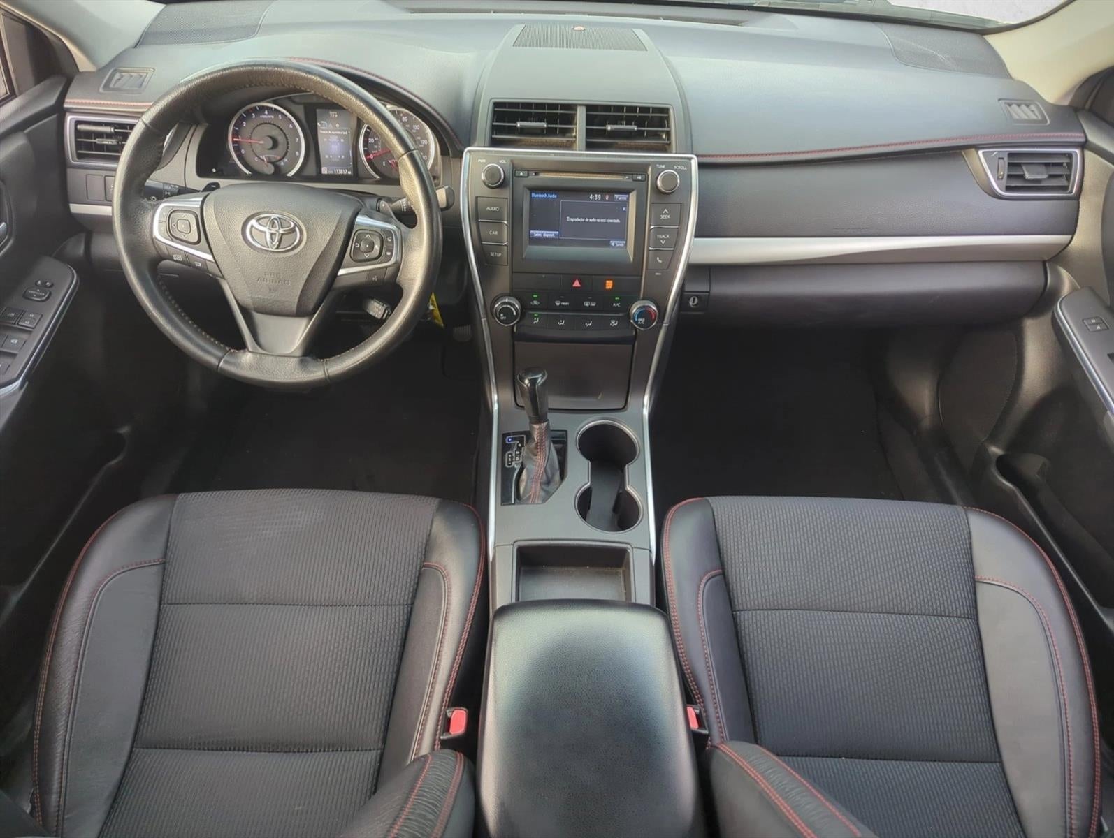 2017 Toyota Camry SE Auto (SE)