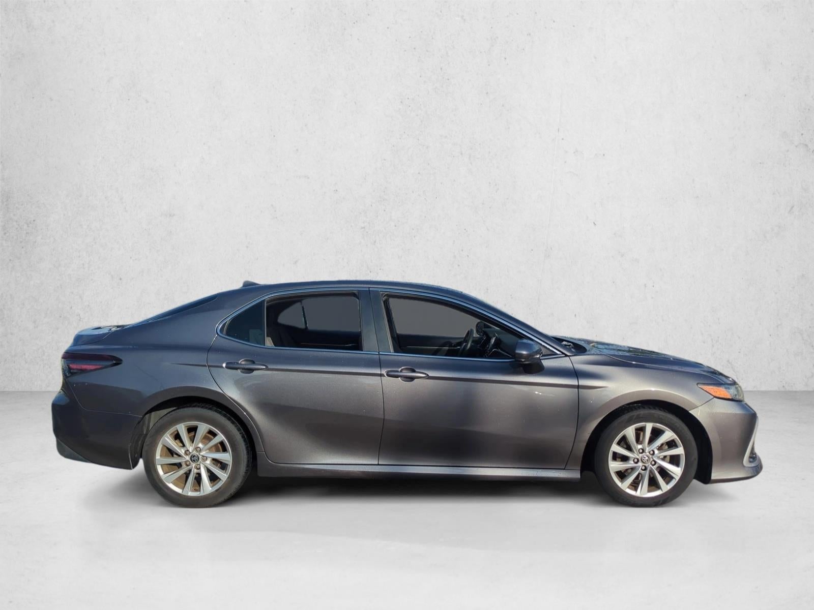 2021 Toyota Camry LE Auto (SE)