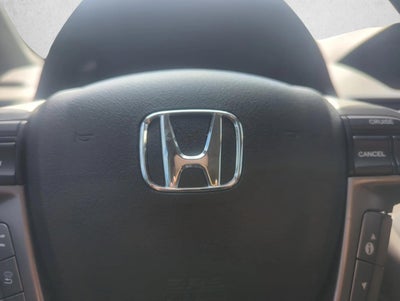 2016 Honda Odyssey Touring Elite with DVD Rear Entertainment System and Navigation