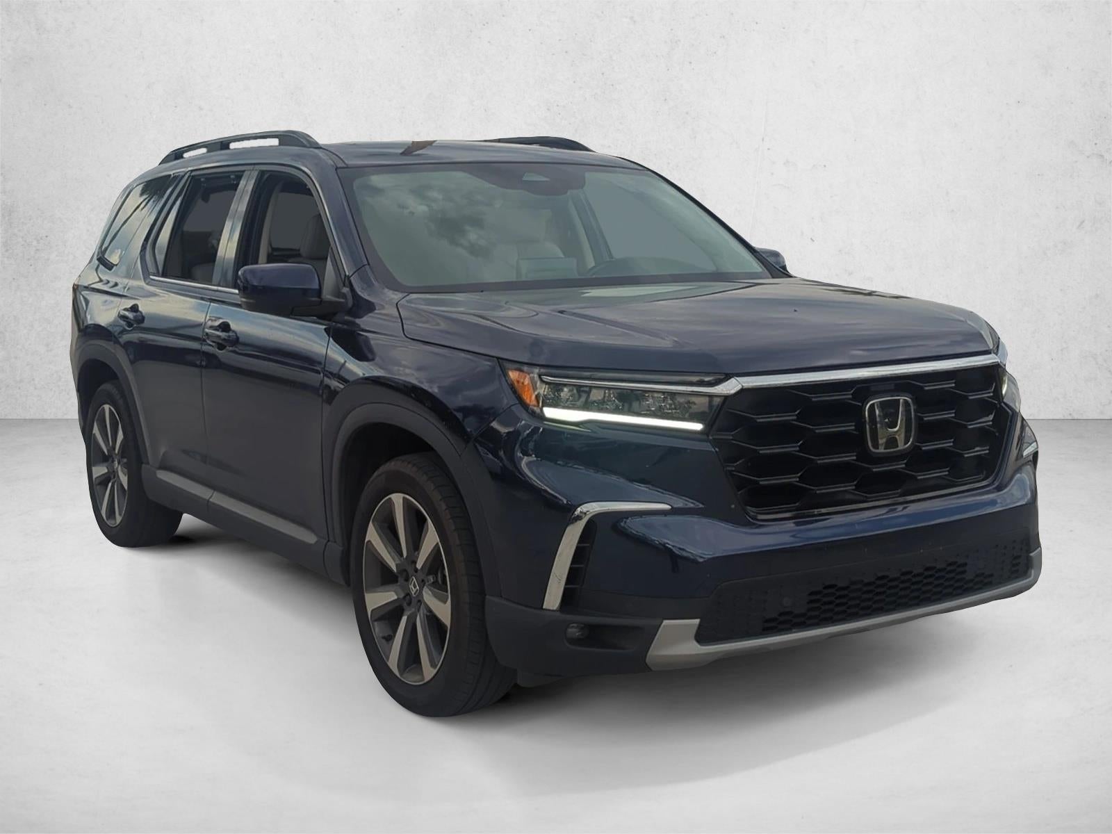 2025 Honda Pilot Touring 2WD