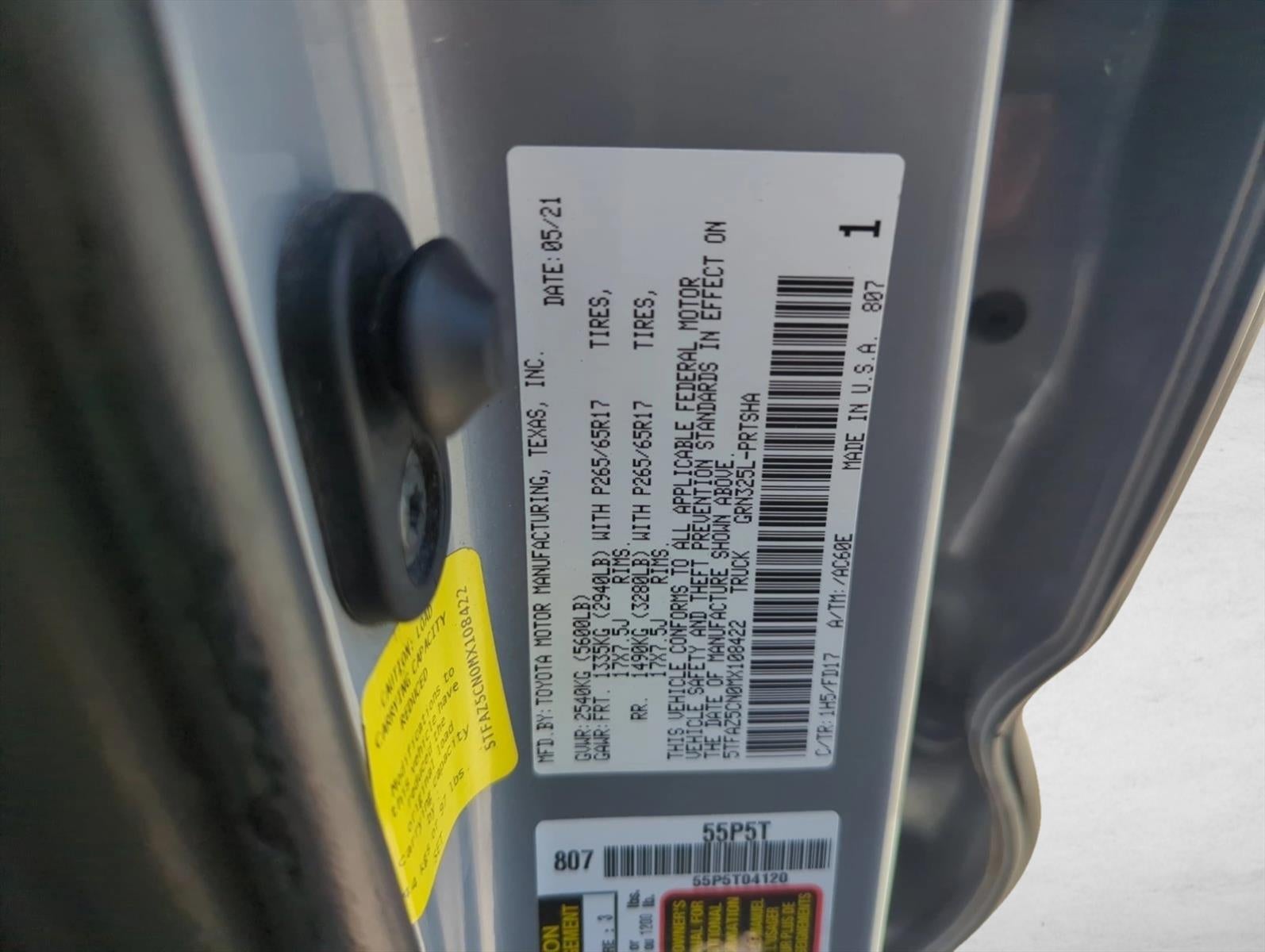 2021 Toyota Tacoma 2WD 2WD TRD Sport Double Cab 5' Bed V6 AT (Natl)