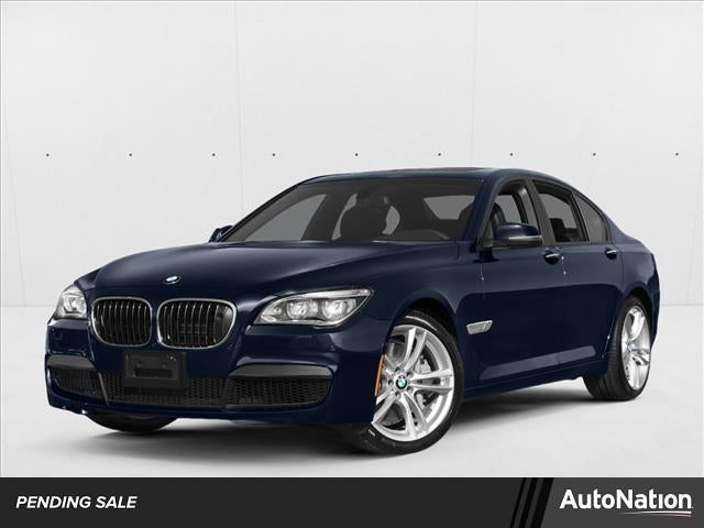 2015 BMW 750i xDrive Sedan